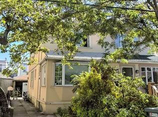 919 80th St, Brooklyn, NY 11228