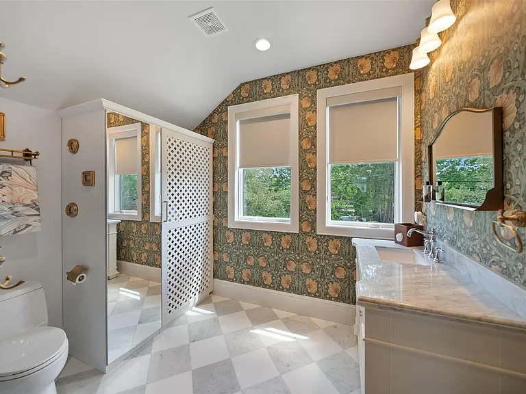 1110 Lone Star Dr — Photo 27