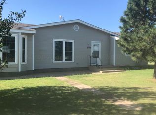 2705 W Harvester Ave, Pampa, TX 79065