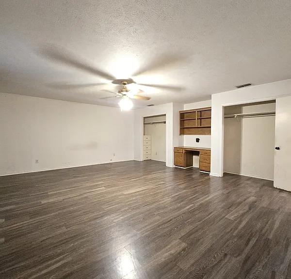 1514 State Highway 155 N — Photo 18