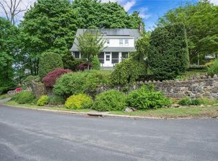 1385 Longview Ave, Peekskill, NY 10566