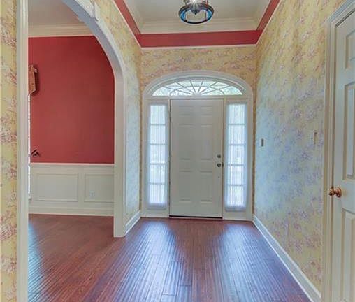 5th image of 2791 Capilano Cir