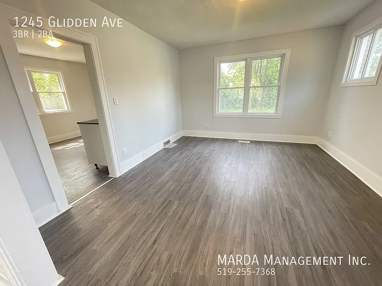 1245 Glidden Ave — Photo 8
