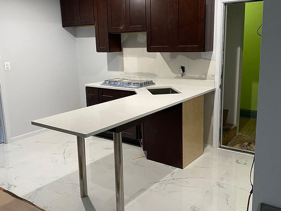 1st image of 3239 S Lituanica Ave #2F