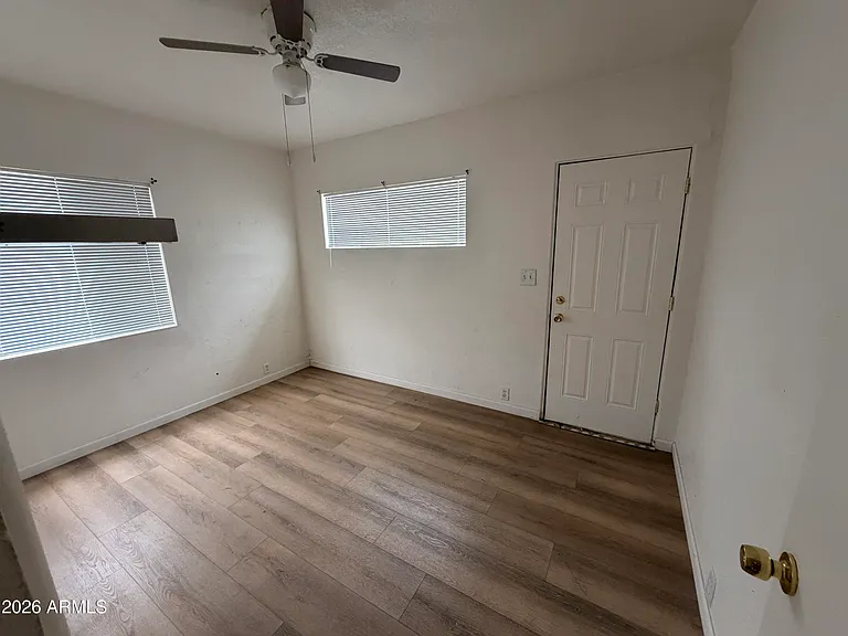 211 S Desoto St — Photo 14