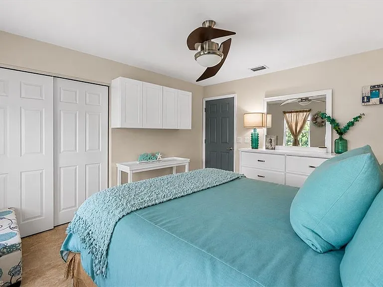 105 W Hilo St — Photo 16