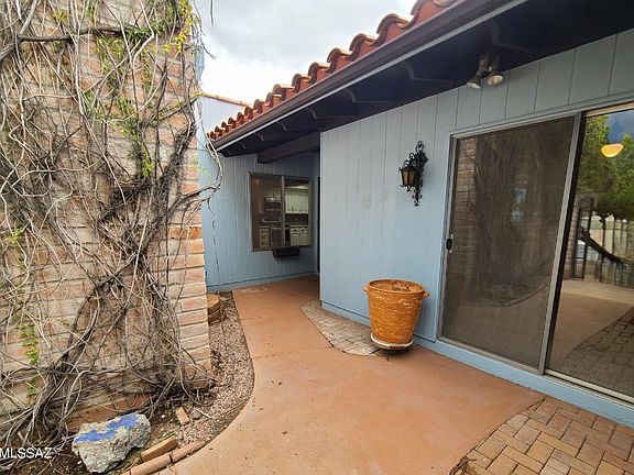 2nd image of 1501 W Sendero Cuatro