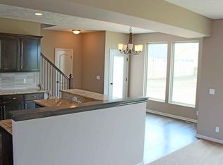 8222 N 161st St, Bennington, NE 68007