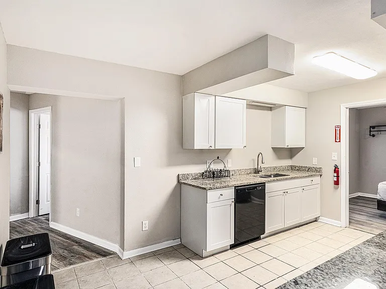 Large Kitchen