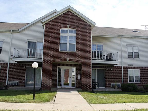 4th image of 33B Grand Canyon Dr #110