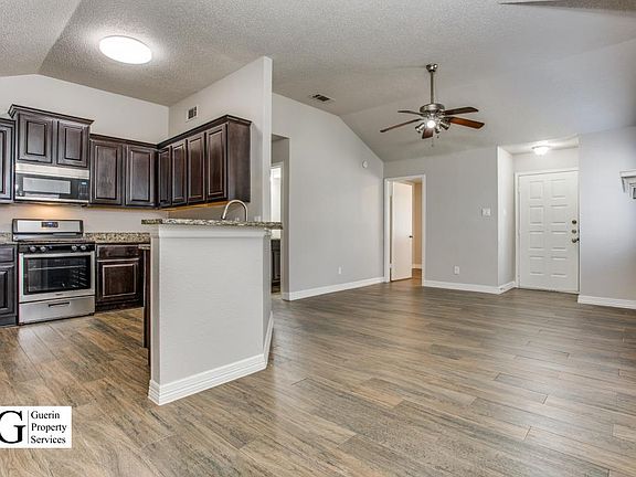 5th image of 1003 Hyridge St