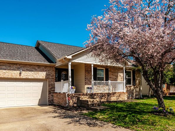 1905 Waterford Dr, Old Hickory, TN 37138
