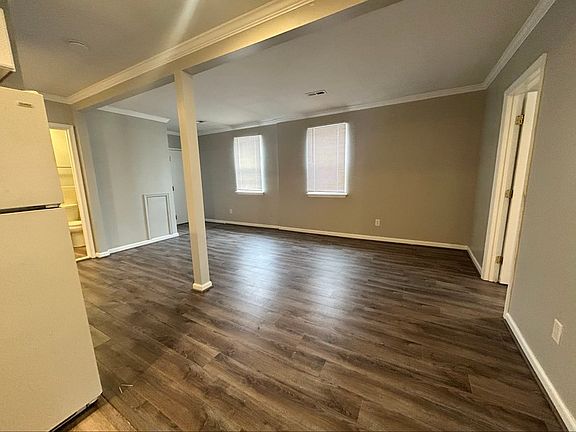 3rd image of 516 Saint Paul Pl #4