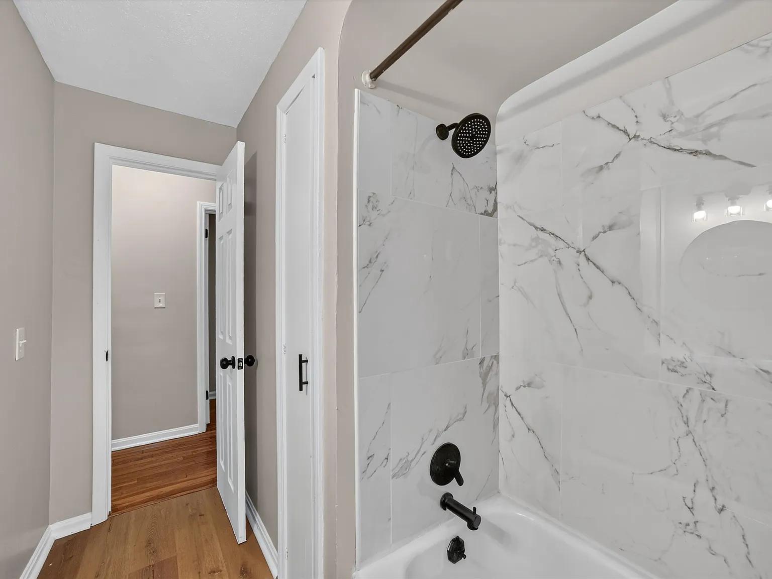 3 bed, 1157 sqft, $1,650 — Photo 3
