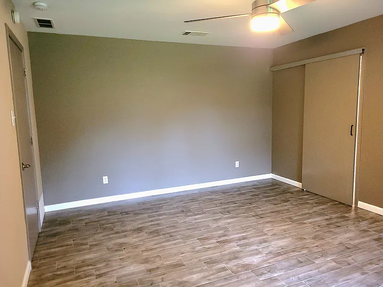 912 N Dove Rd — Photo 20