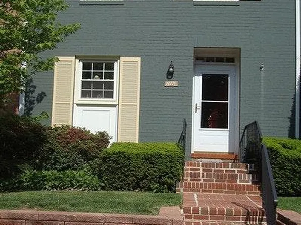 7654 Tiverton Dr, Springfield, VA 22152
