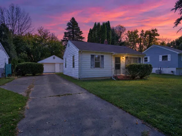 761 Glendale Ave, Jackson, MI 49203