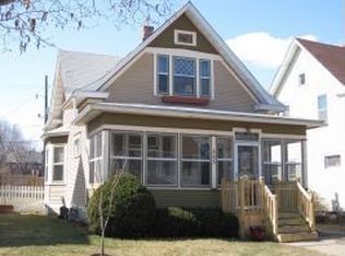 555 Manomin Ave, Saint Paul, MN 55107