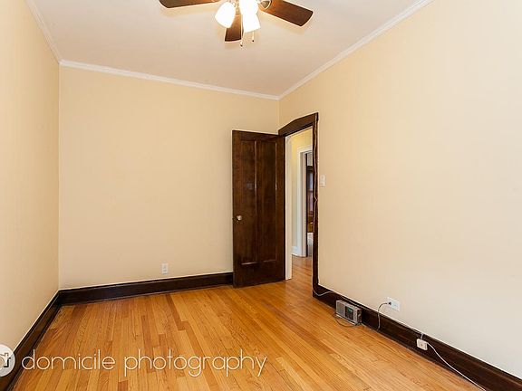 2nd image of 5713 N Washtenaw Ave