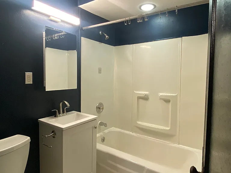 315 Tennyson Ave #315 — Photo 11