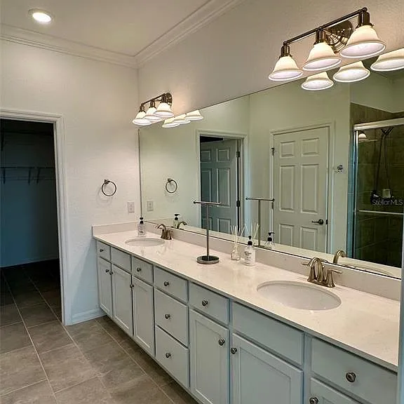 10027 Crooked Creek Dr #201 — Photo 12