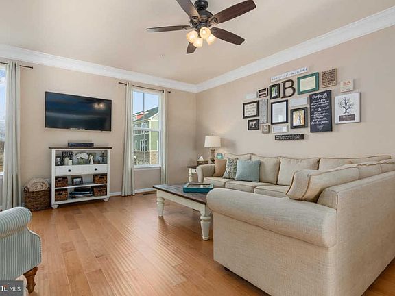 5th image of 8123 Hickory Hollow Dr