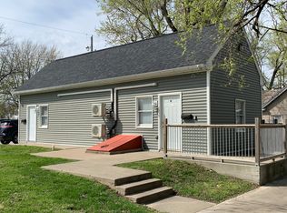 1616 N 2nd St #B, Quincy, IL 62301