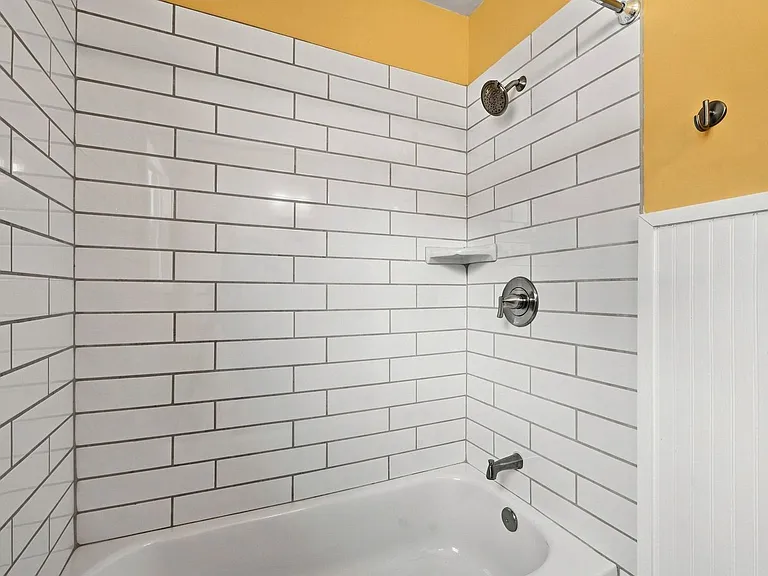 800 Oak St — Photo 20