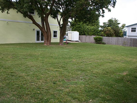 2nd image of 179 Pearl Ave