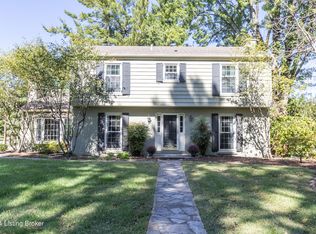 7801 Pinemeadows Ln, Barbourmeade, KY 40241