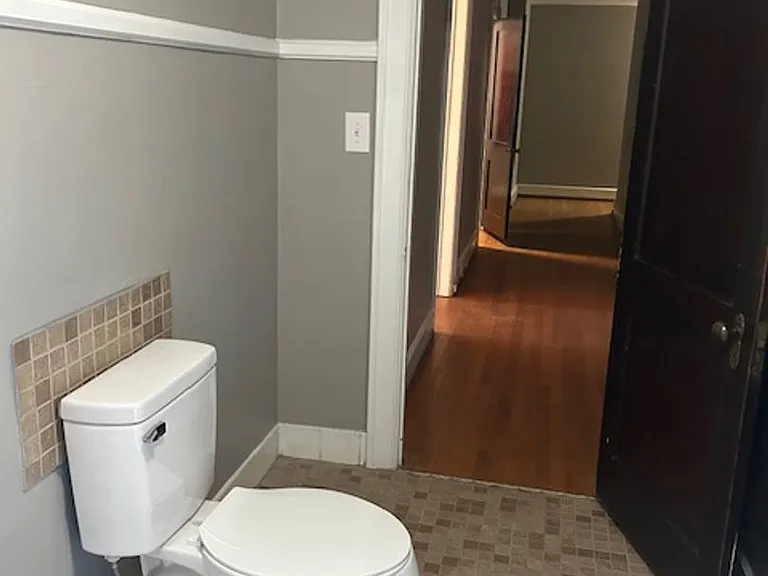 1301 Pickett St — Photo 21