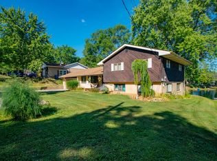 12330 Kingfisher Rd, Crown Point, IN 46307