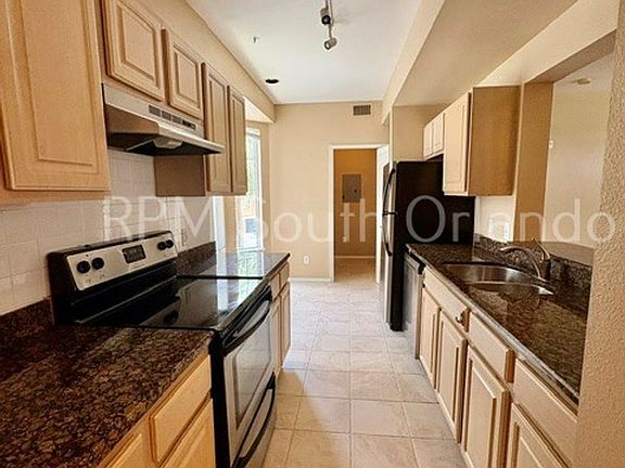 2nd image of 408 Summit Ridge Pl APT 210