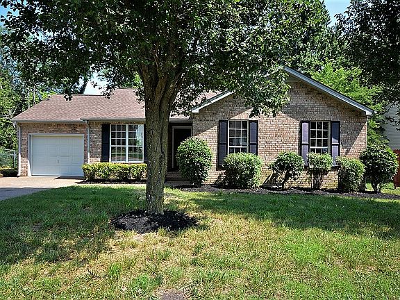 3rd image of 2744 Airwood Dr