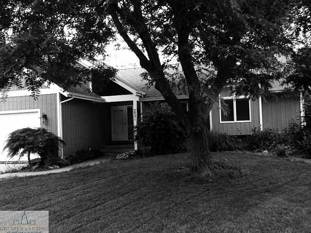 1st image of 2931 Greenbriar Ave