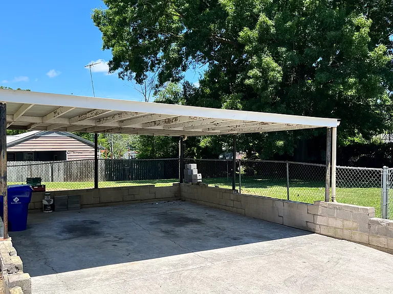 90 Arkansas Ave — Photo 4
