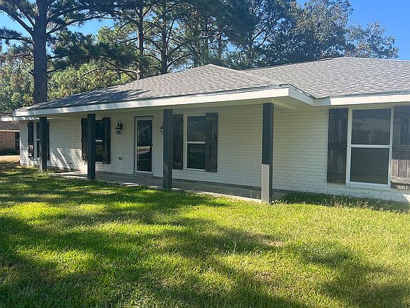 5th image of 1039 Lynn Romero Dr
