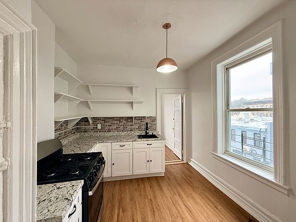 4th image of 703 Franklin Ave APT 4