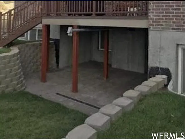 3 bed, 2000 sqft, $2,150 — Photo 3
