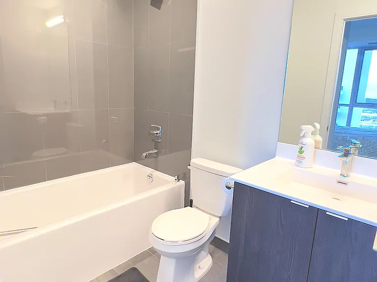 225 Village Green Sq #2808 — Photo 8