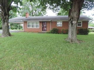 484 Glen Lily Rd, Bowling Green, KY 42101