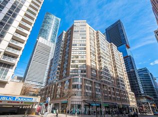 717 Bay St Unit 707, Toronto, ON M5G 2J9