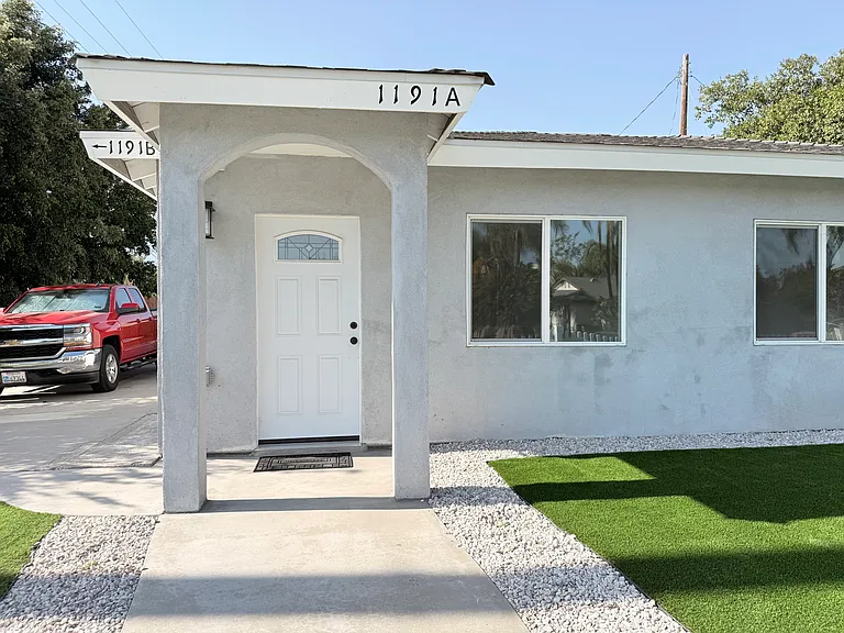 1191 E Laxford Rd #A — Photo 2
