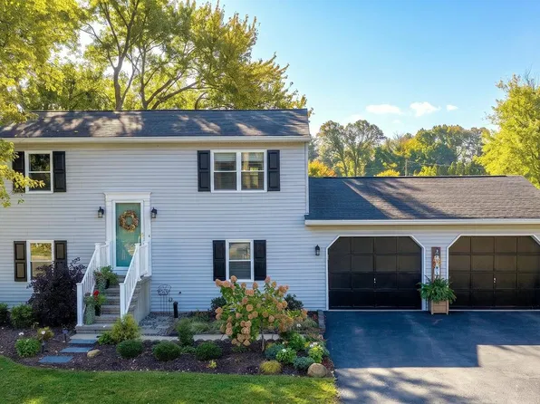 2450 Heather Rd, York, PA 17408
