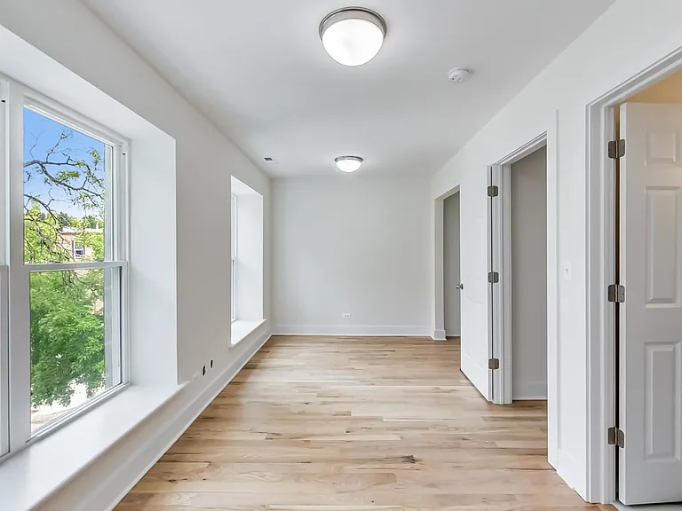 815 S Carpenter St #3F — Photo 16