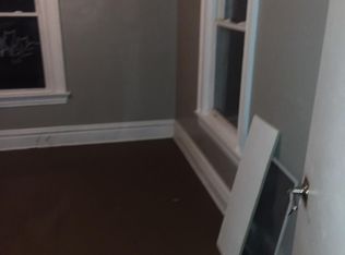 714 Symes St, Masury, OH 44438