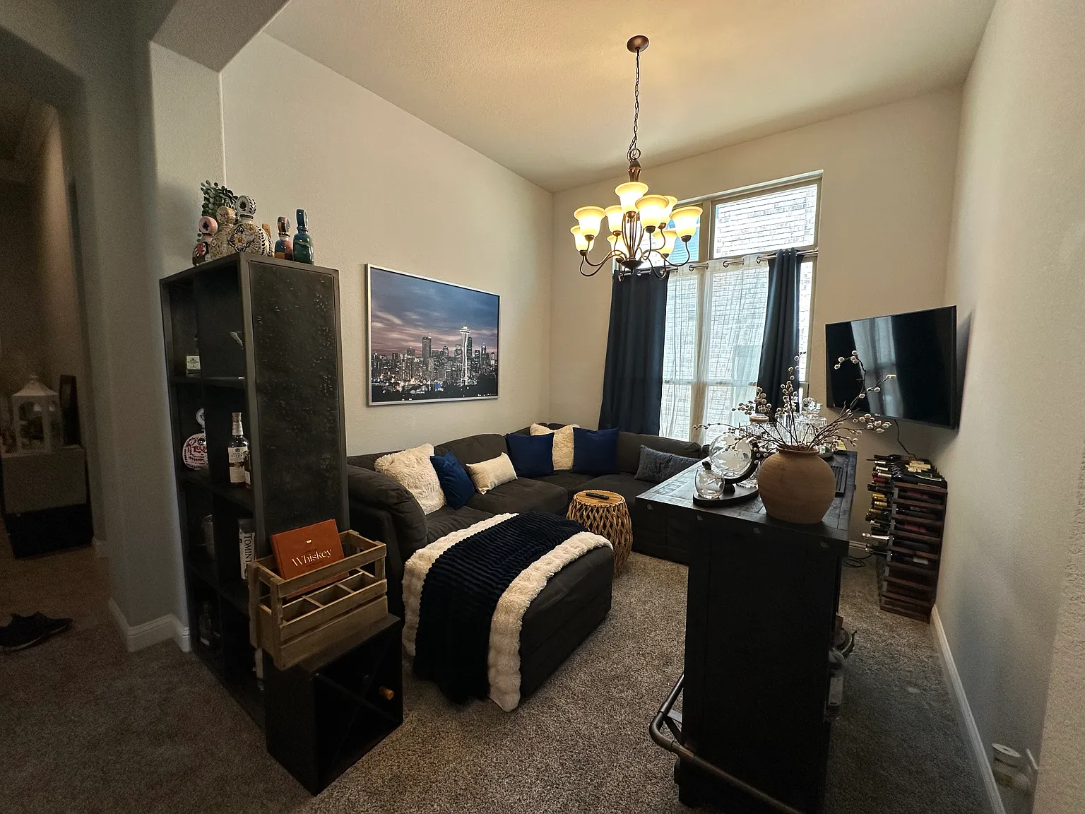 4 bed, 2623 sqft, $3,395 — Photo 4