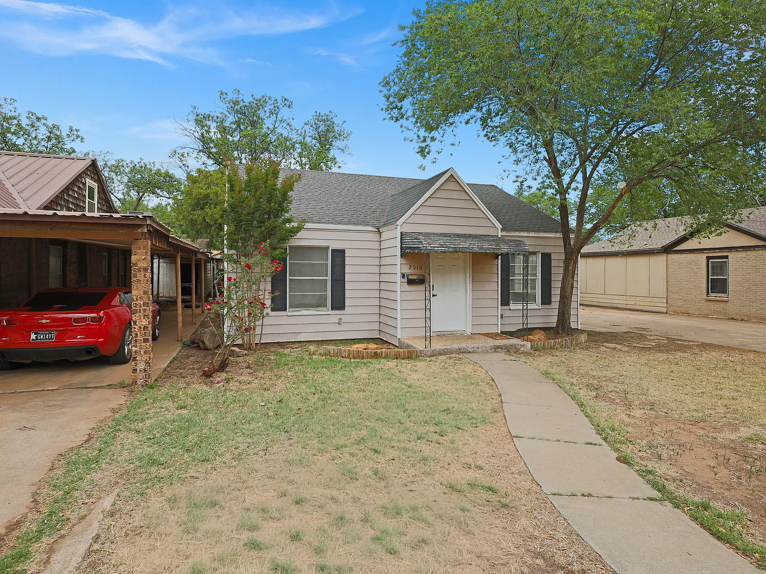 4 bed, 2208 sqft, $1,650 — Photo 2