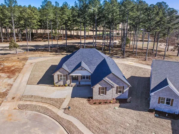 22052 Mulligan Pkwy, Athens, AL 35613