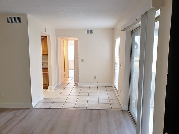 3rd image of 4611 W North B St APT 115